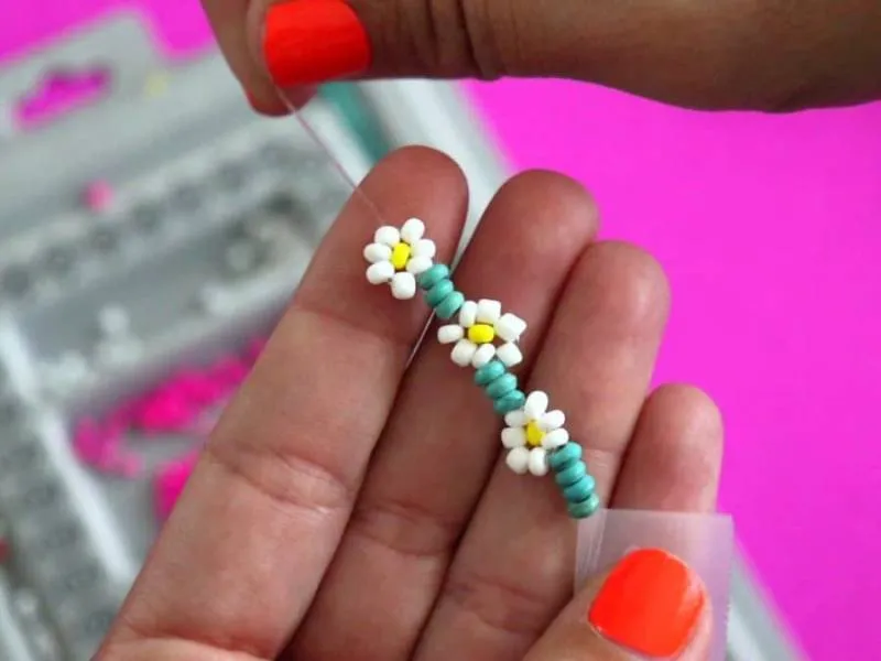 Украшения из бисера своими руками (156 фото): легкие мастер-классы и схемы для начинающих по простому плетению красивых украшений из бисера