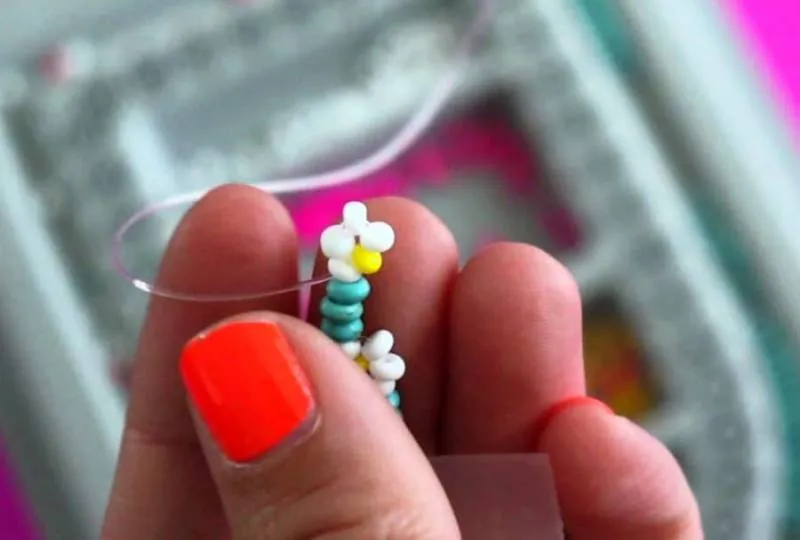 Украшения из бисера своими руками (156 фото): легкие мастер-классы и схемы для начинающих по простому плетению красивых украшений из бисера