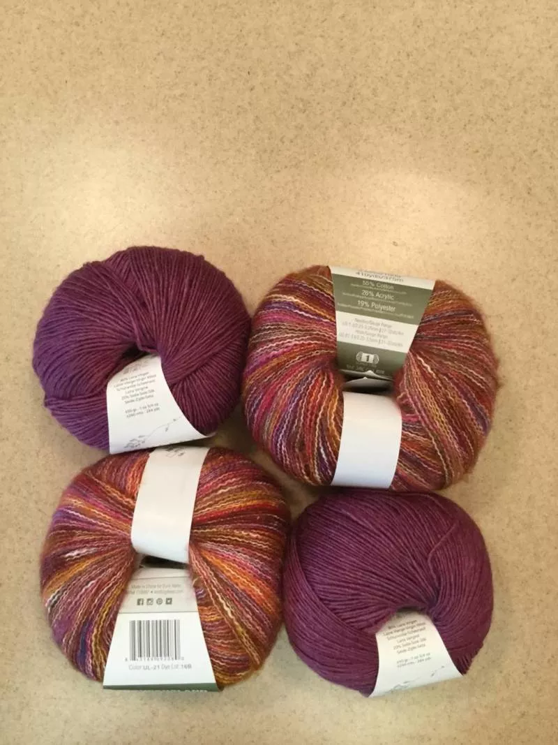 Узор "Звездочки" спицами - схемы с описанием вязания ажурного узора звездочки, по кругу, из 3 петель