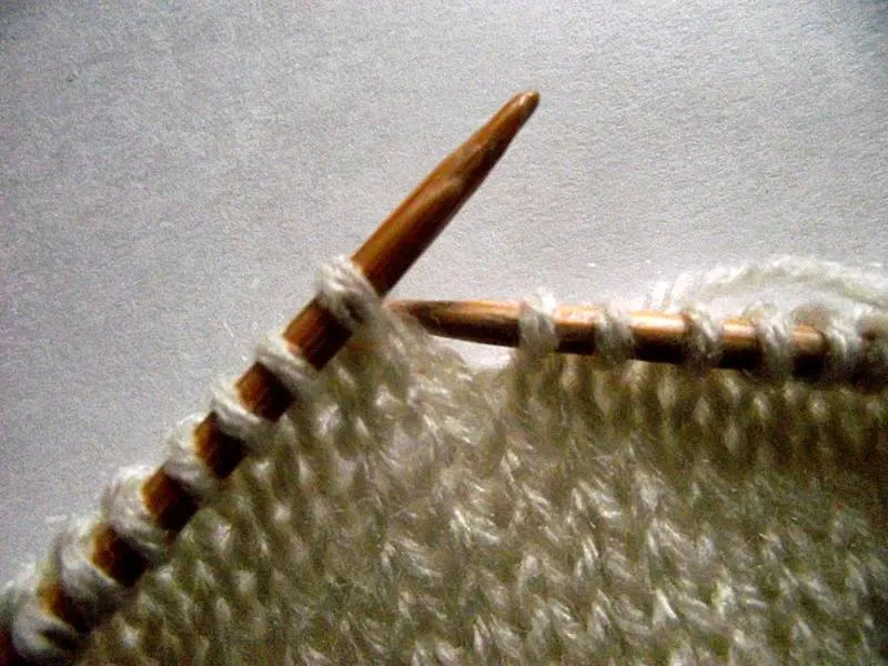 Узоры спицами для детских вещей - простые схемы с описанием вязания красивых ажурных, мелких узоров для детских вещей