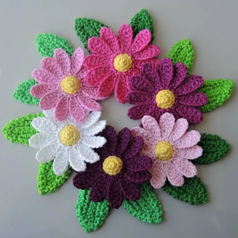 Вязание цветов крючком - пошаговые мастер-классы для начинающих и схемы с описанием вязания цветов крючком