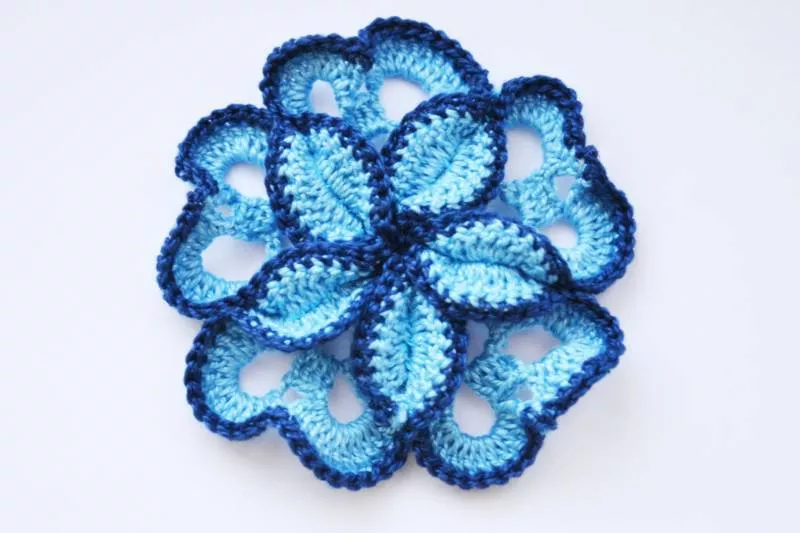 Вязание цветов крючком - пошаговые мастер-классы для начинающих и схемы с описанием вязания цветов крючком