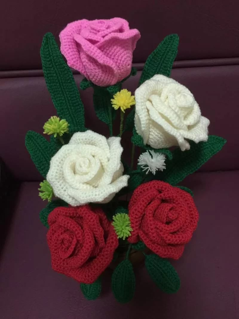 Вязание цветов крючком - пошаговые мастер-классы для начинающих и схемы с описанием вязания цветов крючком