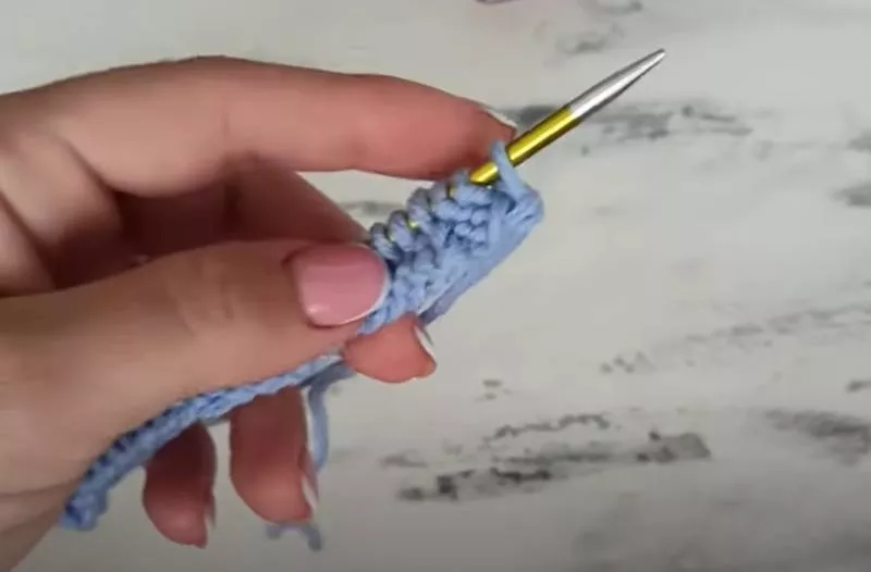 Вязание простых узоров спицами и крючком - схемы для начинающих с описанием вязания простых красивых, ажурных узоров