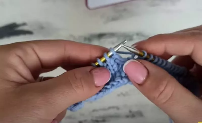 Вязание простых узоров спицами и крючком - схемы для начинающих с описанием вязания простых красивых, ажурных узоров