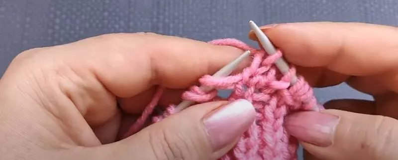 Вязание простых узоров спицами и крючком - схемы для начинающих с описанием вязания простых красивых, ажурных узоров